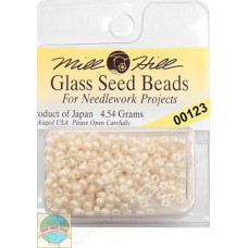 00123 Бісер 11/0 (2,2 мм) Glass Seed Beads Mill Hill, 4,54 г, Cream
