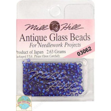 03062 Бісер 11/0 (2,2 мм) Mill Hill, 2,63 г, матовий скляний, Blue Velvet