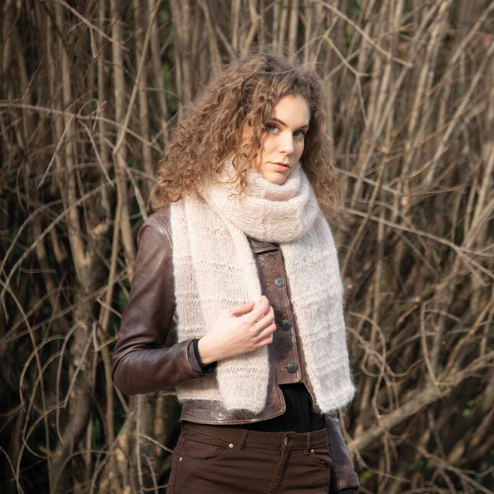 100 Пряжа Mondial Lieve, 50г - 140м, білий, 90% кід мохер, 10% мікрофібра PА