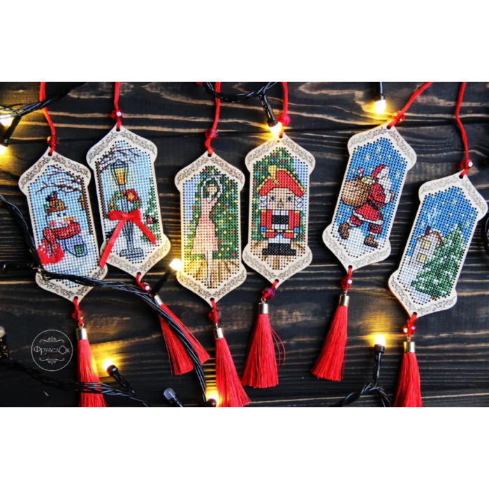 1040 ФрузелОк Набір для вишивки рахунковим хрестиком по дереву - Іграшка Лускунчик 4,5x10 см