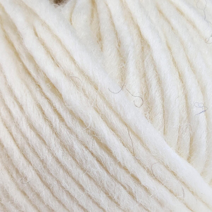 1300 Пряжа Campolmi Filati Tundra, 100г - 110м, молочний, 100% вовна