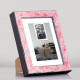 Рамка для фото дерев'яна 15х20 під фото 10х15 багет: DL2801-02 Рожевий з сріблом (з глянцевим склом 1-1.5мм, паспарту, двп з ніжкою) EmojiFrame