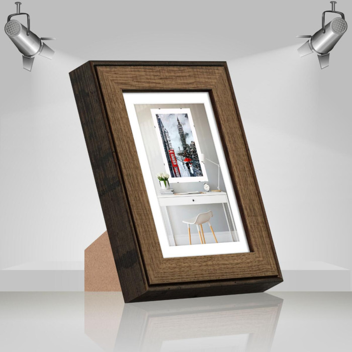 Фоторамка дерев'яна 13х18 під фото 10х15 багет: DL3302-05 Горіх (з антибліковим склом 2мм, паспарту, двп з ніжкою) EmojiFrame