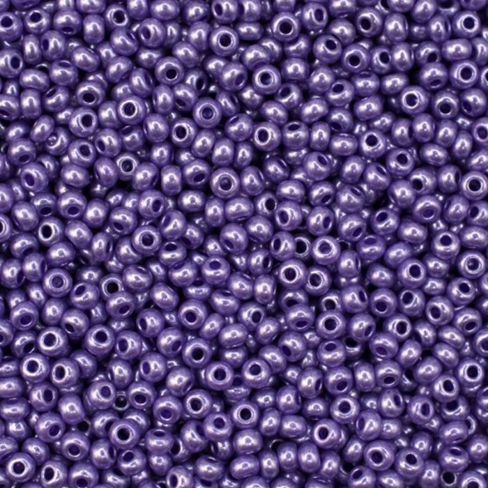 17528 10/0 чеський бісер Preciosa, 50 г, фіолетовий, непрозорий алебастровий глазурований