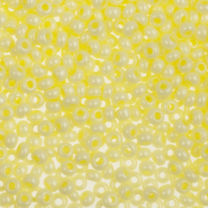 16286 10/0 чеський бісер Preciosa, 5 г, жовтий світлий, непрозорий крейдяний перламутровий