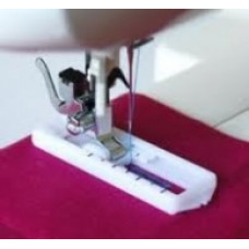Лапка для петлі напівавтомат для побутових швейних машин