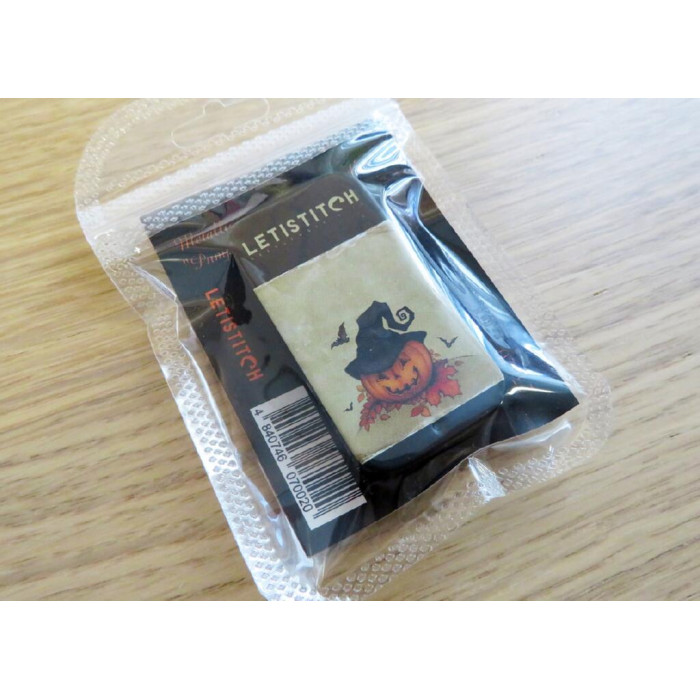 25620 Letistitch Скринька з магнітом для зберігання голок та аксесуарів - Щасливий гарбуз 25x50x10 мм (метал)