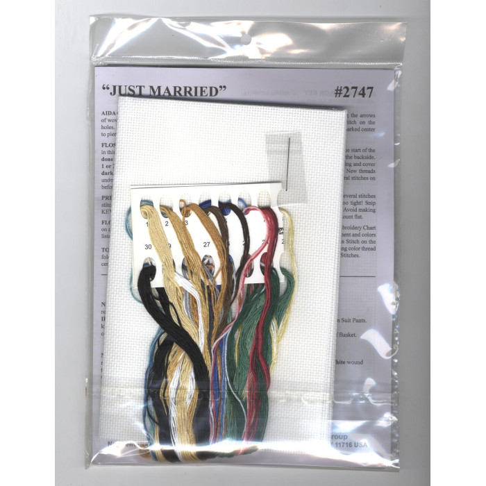 2747 Design Works Набір для вишивки рахунковим хрестиком - Молодята  35,5x35,5 см, Aida14