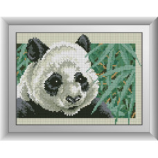 30374 Панда в бамбуковому гаю. Dream Art. Набір алмазної мозаїки (квадратні, повна)