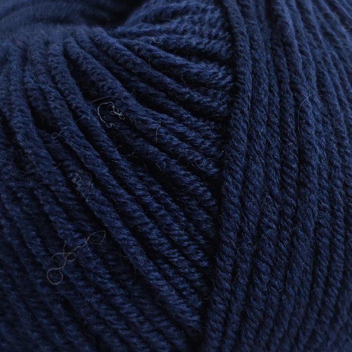 37 Пряжа Laines du Nord Dolly 125, 50г - 125м, темно-синій, 100% вовна