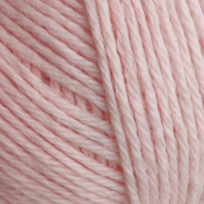425 Пряжа Campolmi Filati Svezia, 100г - 250м, ніжно-рожевий, 50% вовна, 50% акрил