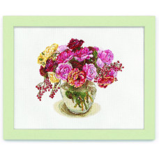 552108 Cosmo Fujico Набір для вишивки рахунковим хрестиком - Квіткова композиція з трояндами 38x30 см, Aida16