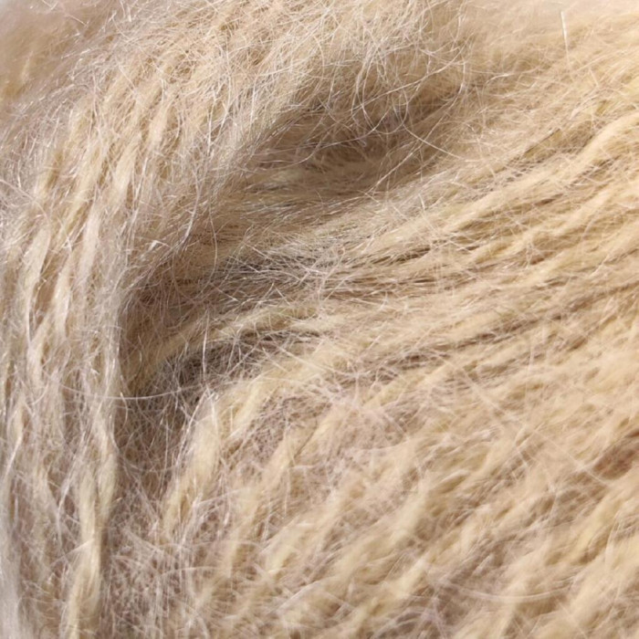 62 Пряжа Tropical Lane Paris 70, 40г - 120м, бежевий, 70% кід мохер, 30% акрил