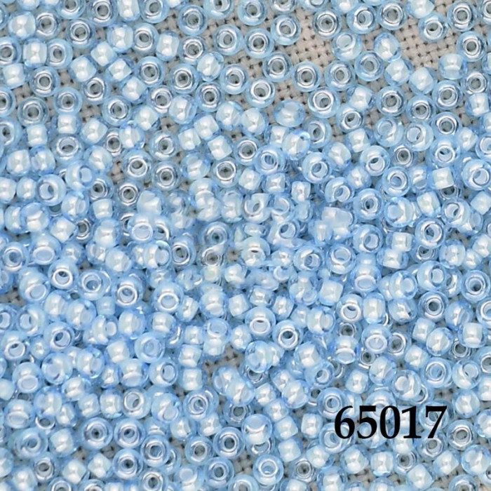 65017 10/0 чеський бісер Preciosa, 5 г, блакитний, прозорий з білим отвором