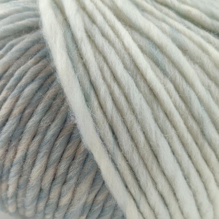 7 Пряжа Laines du Nord Slippers, 200г - 200м, блакитний-бузковий, 100% вовна