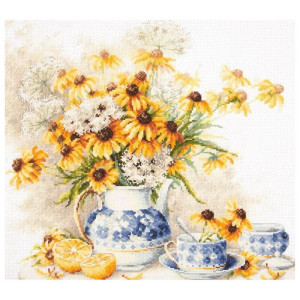 8368 Classic Design Набір для вишивки рахунковим хрестиком - Квітковий чай 39x34 см, Aida 16