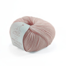 9 Пряжа Laines du Nord Mercerized Merino, 50г - 125м, рожева, 100% вовна