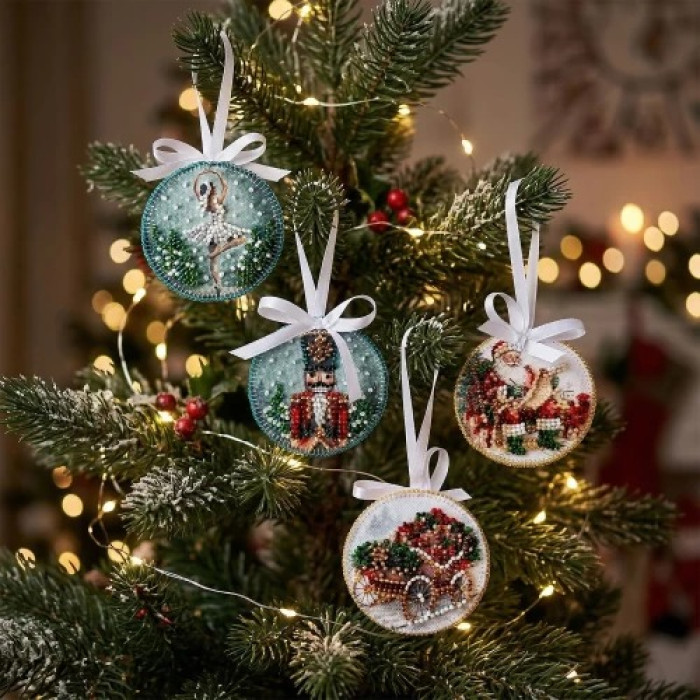 ABT-067 Абрис Арт Набір для вишивки бісером - Іграшка Балет зимової ночі 6,6x6,6 см (ABT-067)