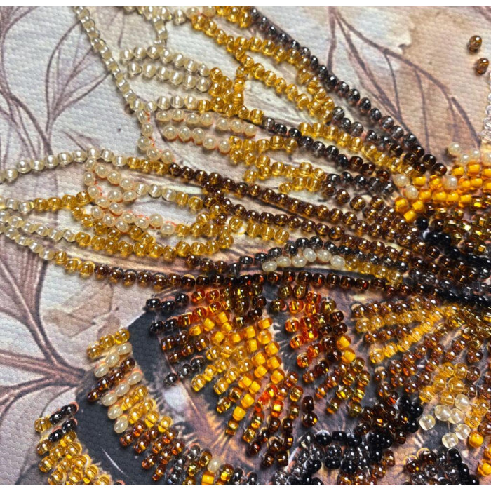 AMB-137 Абрис Арт Набір для вишивки бісером - Золотий мед 20x20 см (художній холст)