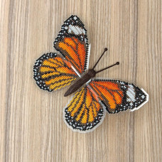 BUT-01 Метелик Danaus genutia 14х10 см. ArtInspirate. Набір для вишивки хрестиком на пластиковій канві