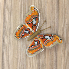 BUT-33 Метелик Atlas moth (Attacus atlas) 14х11,5 см. ArtInspirate. Набір для вишивки хрестиком на пластиковій канві