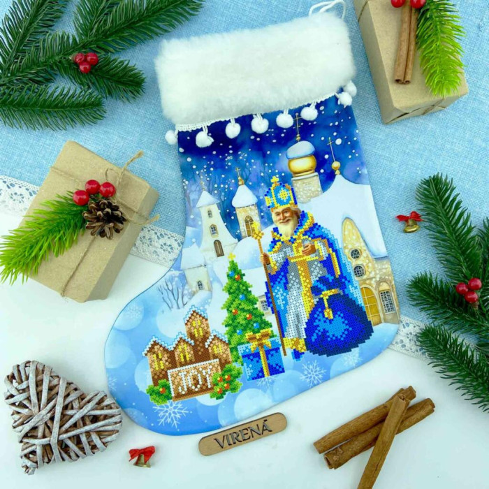 ЧН_020 Virena Заготовка для вишивки бісером - Чобіток для подарунків святковий Св.Миколай з подарунками 25х32 см (схема на габардині)