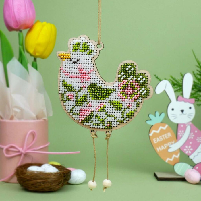 D-11 Кольорова Набір для вишивки бісером по дереву- Іграшка Курочка-Веснянка, 8x8 см