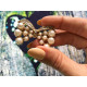 D0018 Прикраса Бантик з перлами та камінням, золото, 43х30 мм. Bobilon(Знятий з виробництва)