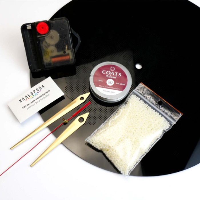 DG-4 Кольорова Набір для вишивки бісером - Годинник 27 см (акрил, круг)