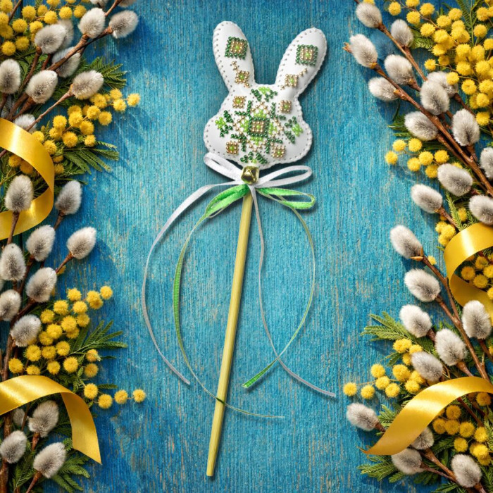 FLBB-184 Wonderland Crafts Набір для вишивки бісером на штучній шкірі - Топпер Зайчик зелений, 6,5x24,5 см