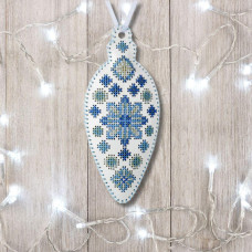 FLHL-071 Wonderland Crafts Набір для вишивки друкованим хрестиком на екошкірі - Іграшка Бурулька 6x13,5 см, білий