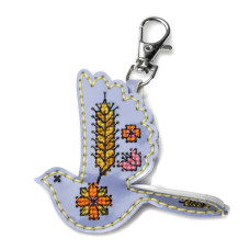 FLHL-110 Wonderland Crafts Набір для вишивки нитками на штучній шкірі - Шарм для сумки – Пташка. Золотий колос, 8x7,5x2,5 см