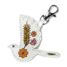 FLHL-111 Wonderland Crafts Набір для вишивки нитками на штучній шкірі - Шарм для сумки – Пташка. Ти?а надія, 8x7,5x2,5 см