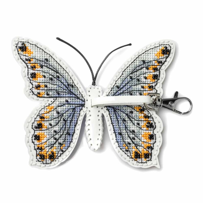 FLHL-113 Wonderland Crafts Набір для вишивки нитками на штучній шкірі - Шарм для сумки – Метелик. Легкість, 9,5x9x1,5 см