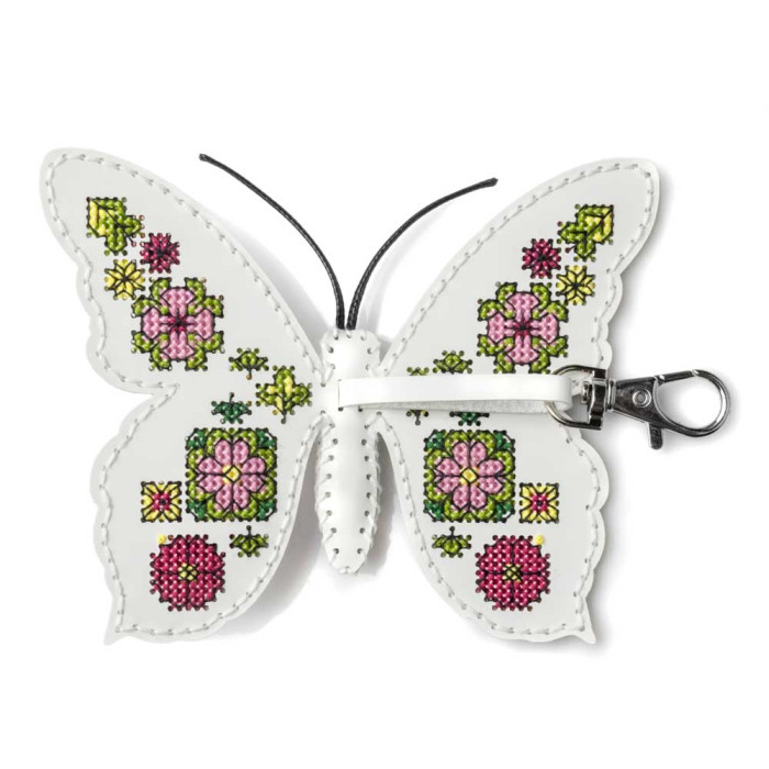 FLHL-114 Wonderland Crafts Набір для вишивки нитками на штучній шкірі - Шарм для сумки – Метелик. Квіткова мрія, 9,5x9x1,5 см