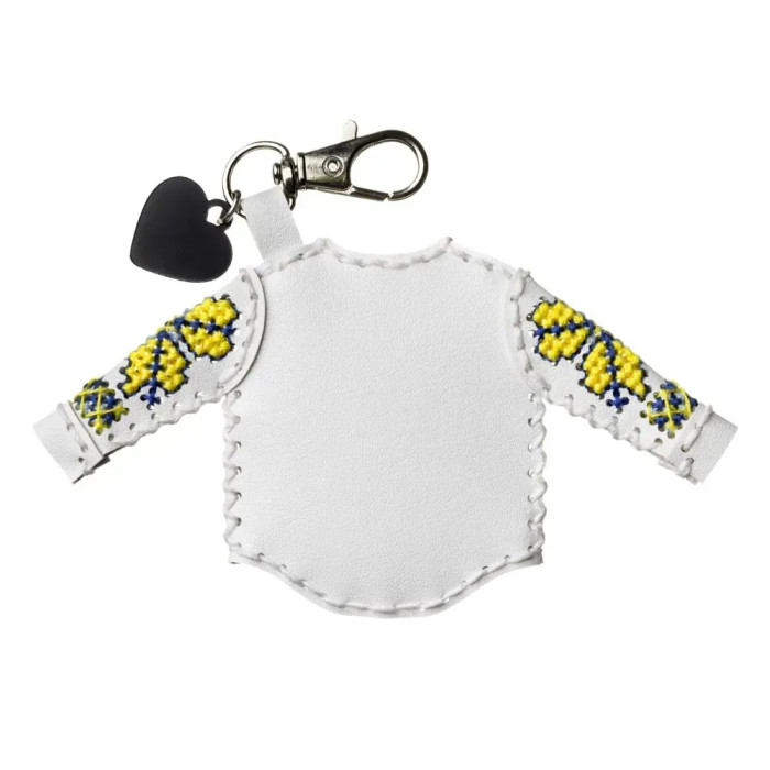 FLHL-128 Wonderland Crafts Набір для вишивки нитками на штучній шкірі - Шарм для сумки – Вишиванка. Сонячна, 6x10,5 см