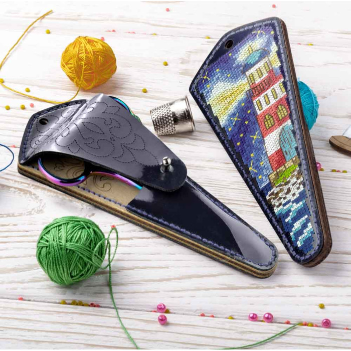 FLTL-086 Wonderland Crafts Набір для вишивки рахунковим хрестиком на штучній шкірі - Чохол для ножиць Маяк 6,5x15,5 см