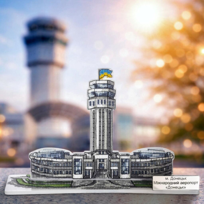 FLX-161 Wonderland Crafts Набір для вишивки рахунковим хрестиком по пластику - Донецьк. Аеропорт, 12,5x20 см