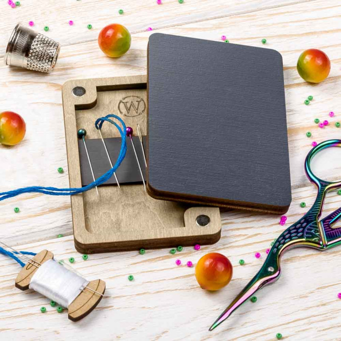 FLZB(N)-197 Wonderland Crafts Магнітна гольниця прямокутна - Темно-сіра, 6x9 см (фанера)