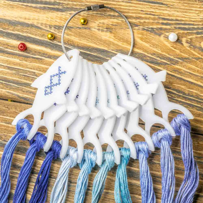 FLZ(S)-113 Wonderland Crafts Органайзер-зразок для муліне - Рибка, 3,5x7 см (пластик)