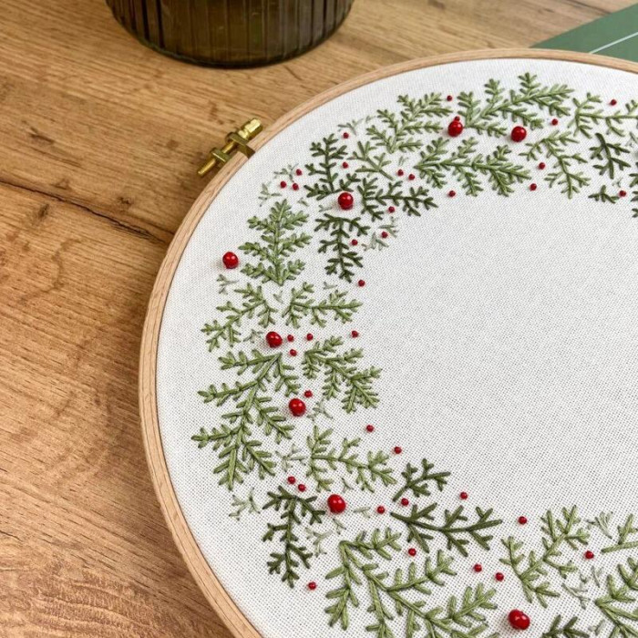 GL-5 Кольорова Набір для вишивки гладдю - Святковий вінок 23 см (схема на домотканому полотні)