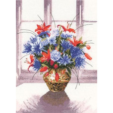 H653 Heritage Crafts Набір для вишивки рахунковим хрестиком - Латунна ваза 19,5x27 см, Linda 27 ct