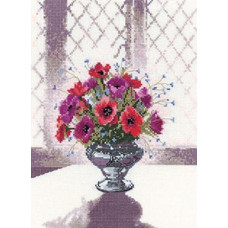 H656 Heritage Crafts Набір для вишивки рахунковим хрестиком - Срібна ваза 19,5x27 см, Linda 27 ct