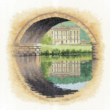 H833 Heritage Crafts Набір для вишивки рахунковим хрестиком - Під аркою 24x24 см, Linda 27 ct H833 Heritage Crafts Набір для вишивки рахунковим хрестиком - Під аркою 24x24 см, Linda 27 ct