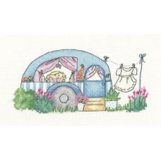 HC999 Heritage Crafts Схема для вишивки рахунковим хрестиком - Дім на колесах Home From Home 21x10 см, папір