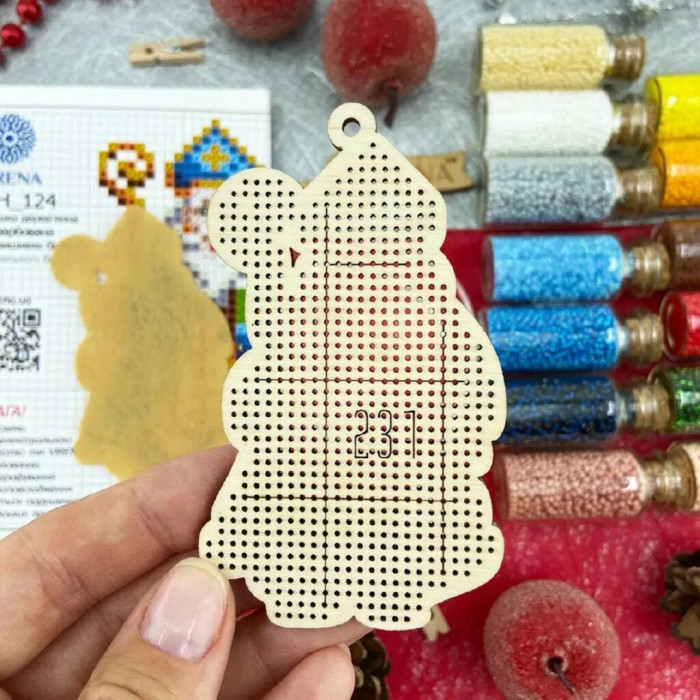 ІДН_124 Virena Заготовка для вишивки бісером - Іграшка Миколай, 5,5х9,4 см