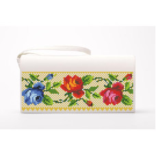 КЛ005кМ1301k Барвиста вишиванка Набір для вишивки бісером - Клатч Багаті квіти. Буковинська 21x13 см атлас, бежевий