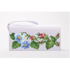 КЛ008кБ1301k Барвиста вишиванка Набір для вишивки - Клатч Пишні троянди, фіалки 21x13 см атлас, білий