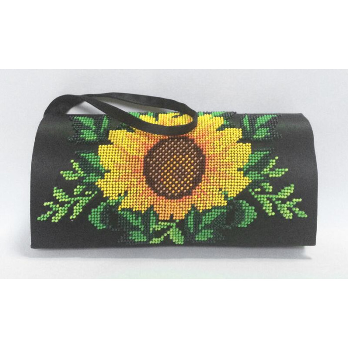 КЛ012лЧ1301i Барвиста вишиванка Набір для вишивки друкованим хрестиком - Клатч Соняхи 21x13 см льон, чорний