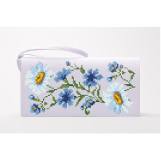 КЛ019дБ1301k Барвиста вишиванка Набір для вишивки бісером - Клатч Ромашки і волошки 21x13 см домоткане полотно, білий